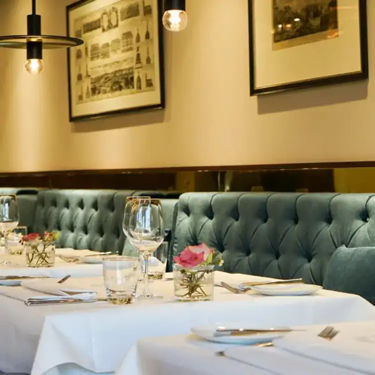 1687-restaurant-cafe-3